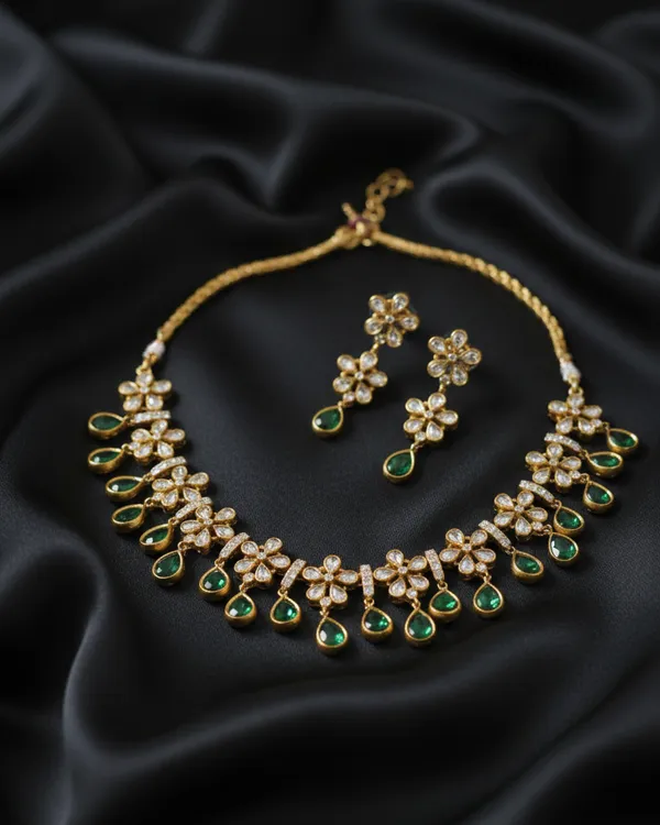 Green_Brass_Necklace_Set_For_Women